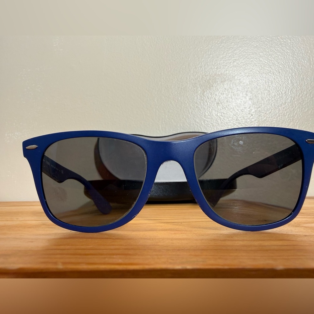 Ray Ban RB4195 6015/8G WAYFARER LITEFORCE Italy FRAME - Picture 10 of 13